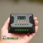 Régulateur de Charge Solaire PWM 12V-24V